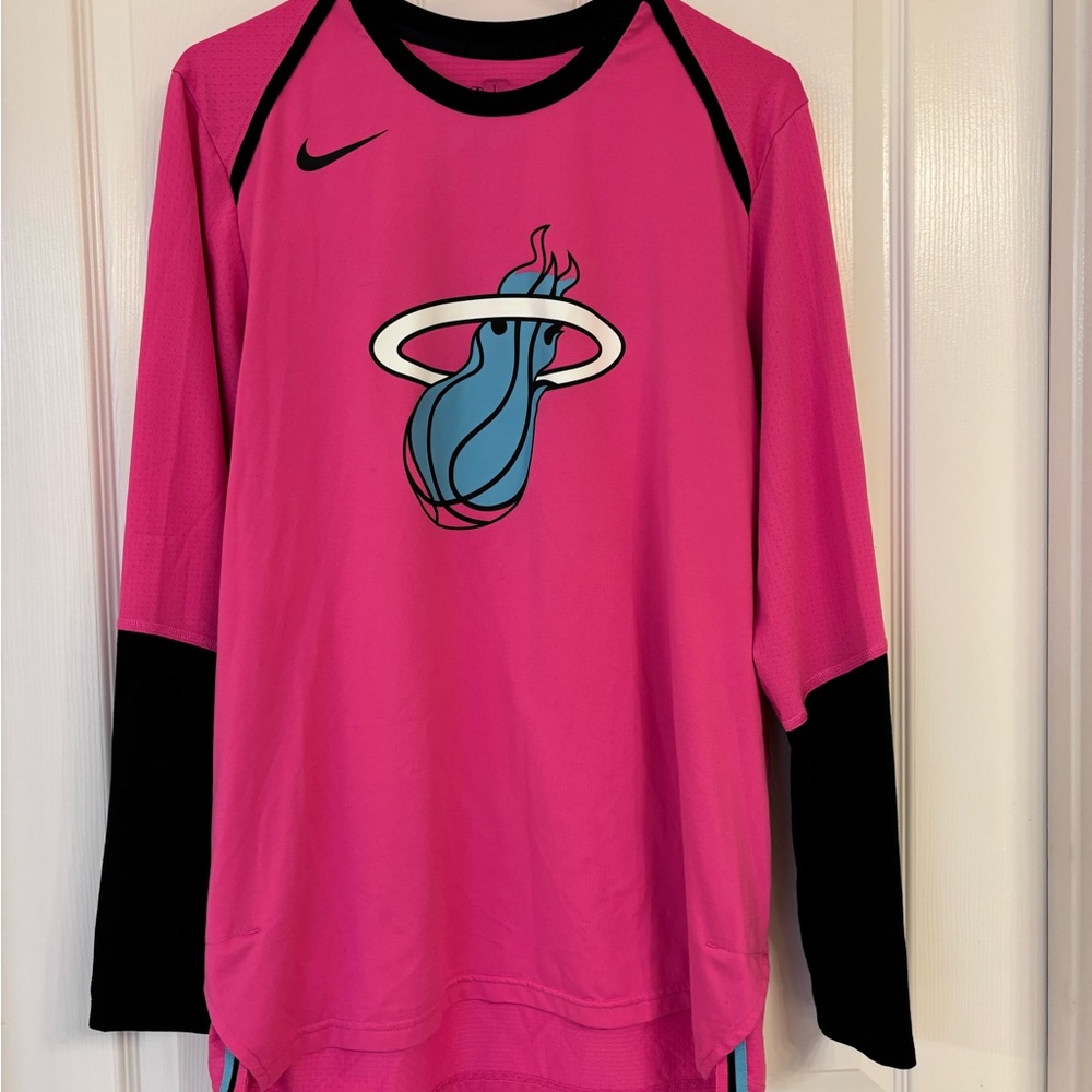 Miami Hot Pink and Black Long Sleeve Tee M